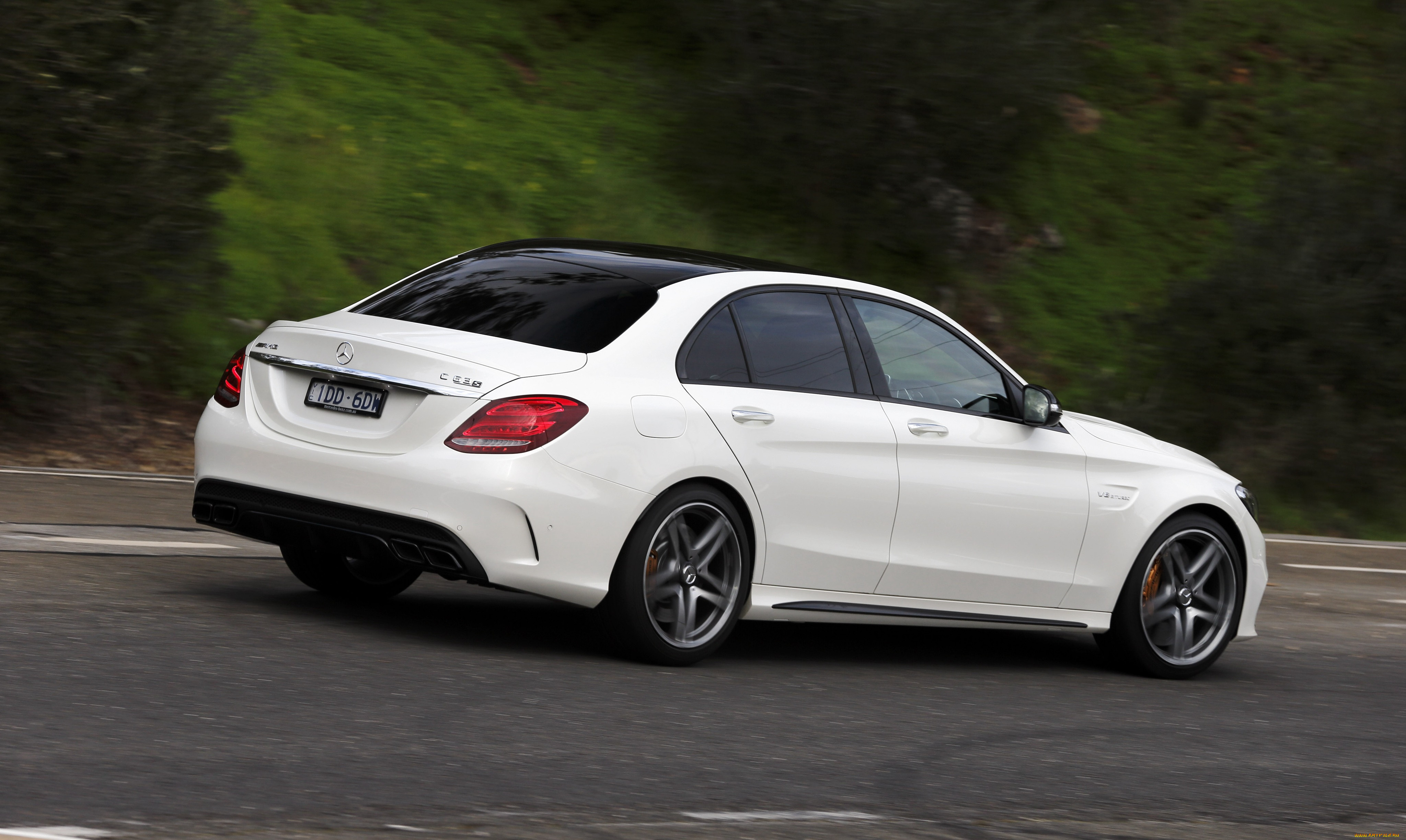 Mercedes Benz AMG 63 w205 Р±РµР»С‹Р№